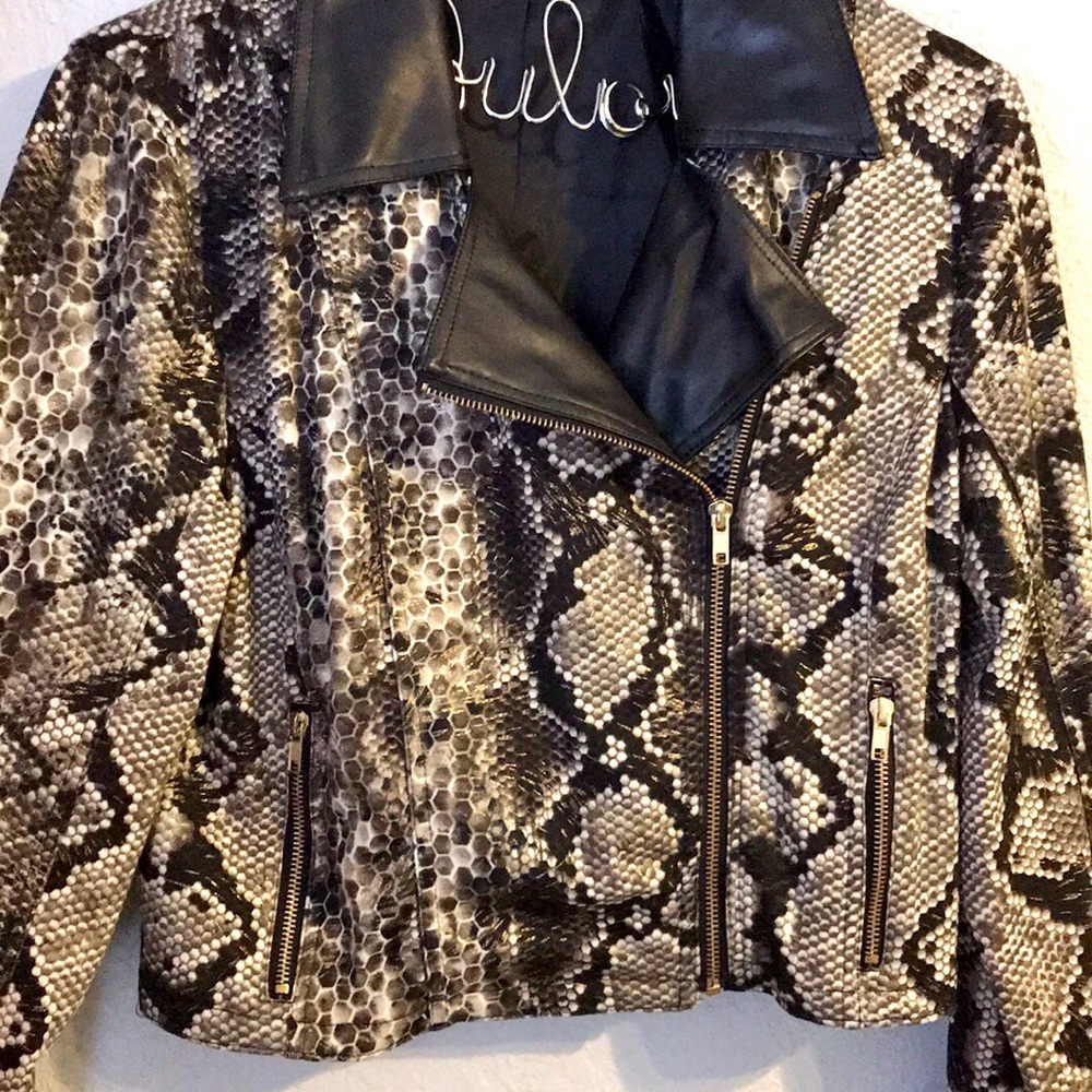 Faux Leather Snakeskin Python Crop Jacket - image 5